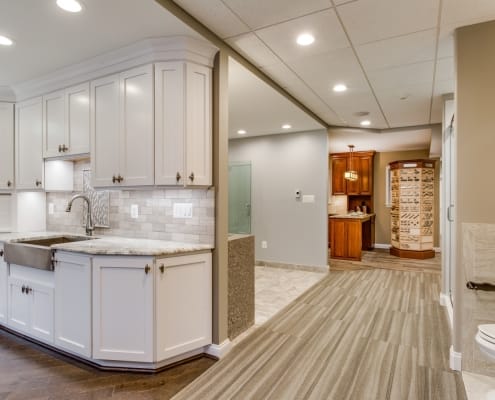 Foster Remodeling Showroom kitchen and bath vignette