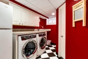 Arlington, laundry room remodel with Waypoint Living cabinets and granite countertops