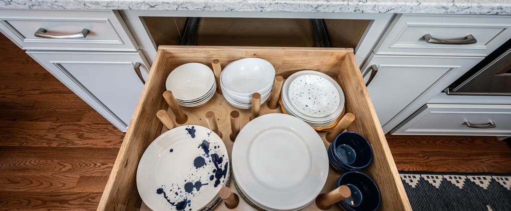 kitchen remodeling plate storage