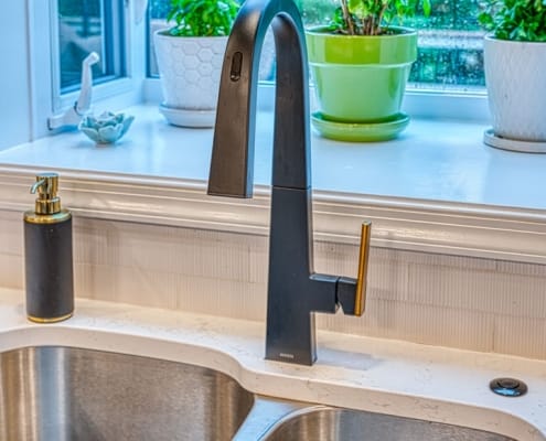 Kitchen remodel Gainesville VA with modern touchless faucet and double sinks