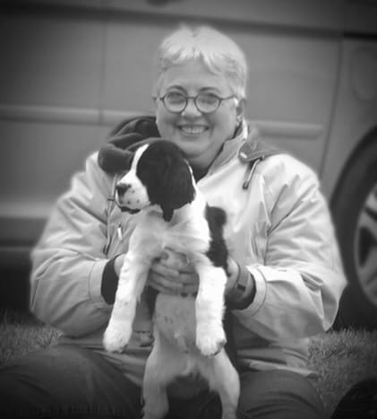 image of Karen Foster with puppy