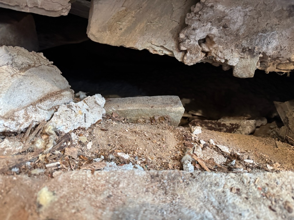 photo of unsuppored area under kitchen floor